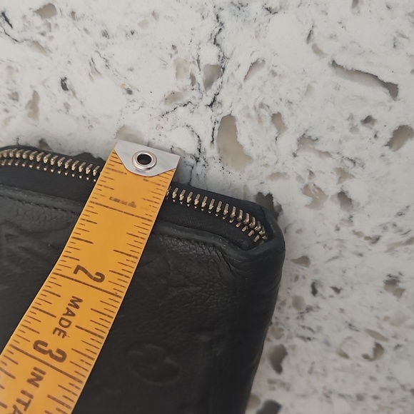 Louis Vuitton Black Embossed Leather Wallet/Wristlet - Needs Rehab - Picture 15 of 15